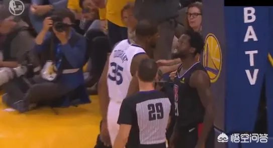 系列赛首战，贝弗利和杜兰特双双被罚出场，你怎么看？
