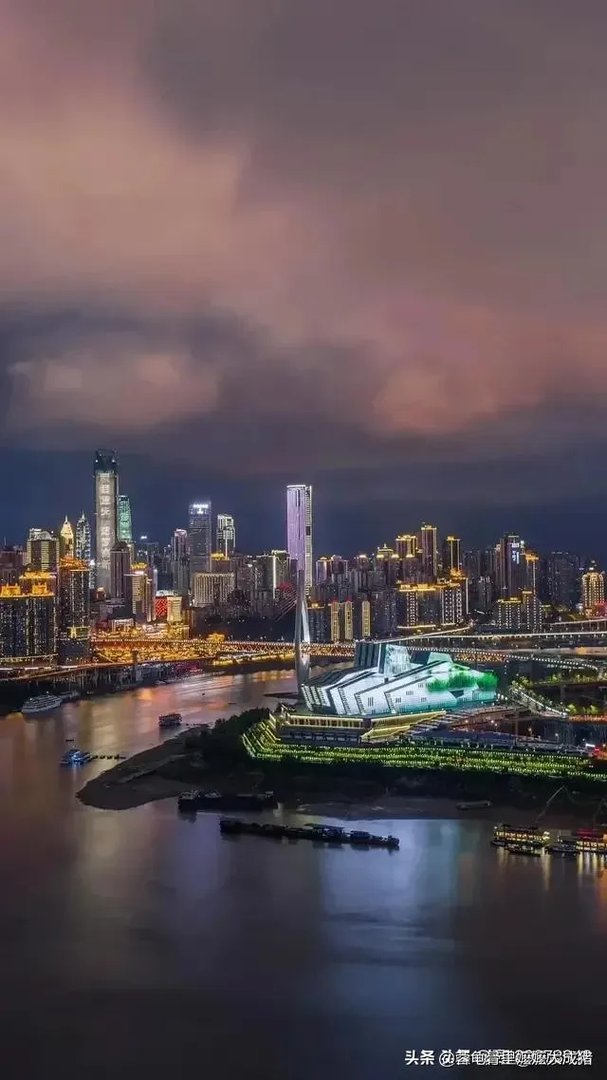 酸菜鱼到底是属于哪里的一道菜，有的说是四川，而有的说是湖南？有什么历史？