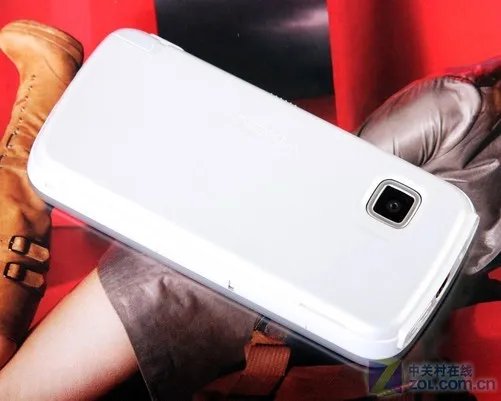 5800XM真正3G接班人 多彩诺基亚5230评测