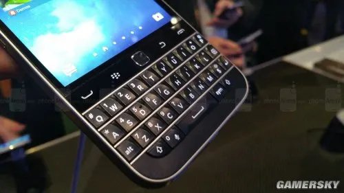 黑莓Classic真机多图赏 还是原来的味道
