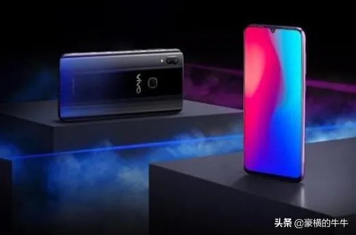 荣耀Play3现价735元，是否值得入手？有何建议？