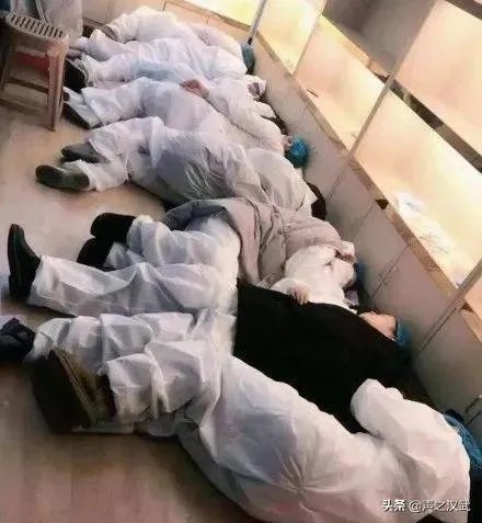 网曝“护士睡觉门”，值夜班你睡觉吗？