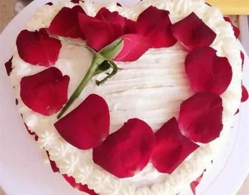 结婚8周年是什么婚 8年结婚送给老婆送什么