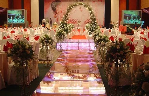 怎么布置婚礼现场 婚礼现场布置注意细节