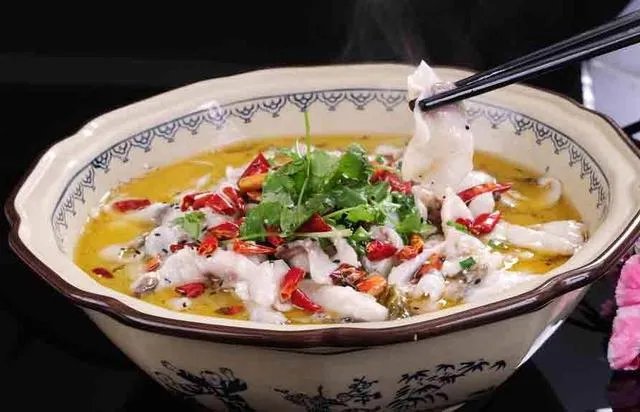 酸菜鱼到底是属于哪里的一道菜，有的说是四川，而有的说是湖南？有什么历史？