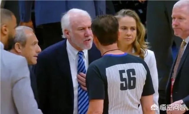 波波维奇开场63秒被驱逐，赛后却搞笑闯入马龙教练采访，波波是故意被驱逐输球吗？