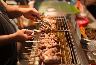 北大清华学霸合伙开烧烤店情况如何？