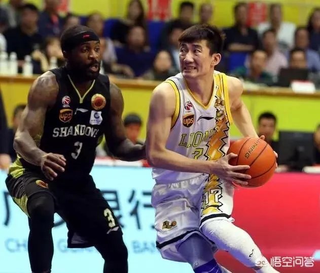 CBA半决赛目前表现最好的外援是哈德森还是劳森？