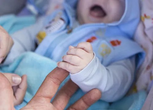 新生儿窒息怎么复苏