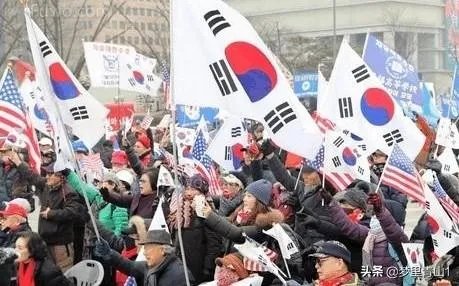 文在寅提议案取消总统特赦权，自由韩国党为何表示反对？