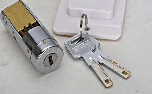 哪里有换锁的呀