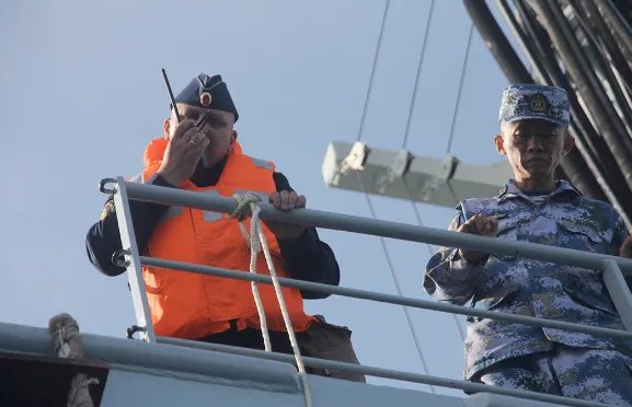 中国参加俄东方演习规模空前释放什么信号？