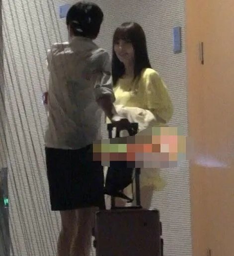 贾乃亮方回应与李小璐复合是怎么回事 贾乃亮和李小璐复合了吗