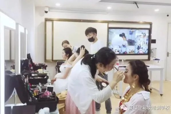 十佳化妆培训学校排名—化妆培训学校十大名校