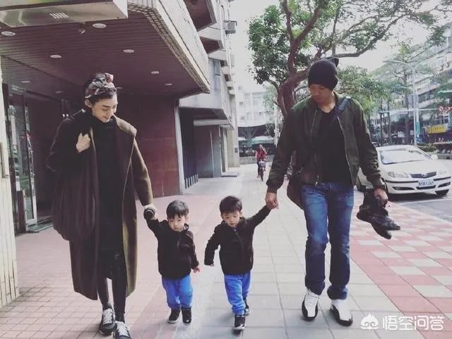 这些当红明星家的双胞胎，你认为谁家的最可爱？