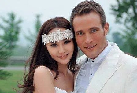 离婚多年，马雅舒最终过上了怎样的生活？