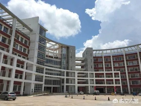 想找一个既有学历，又可以学到技术的学校太难了，求高手指点？