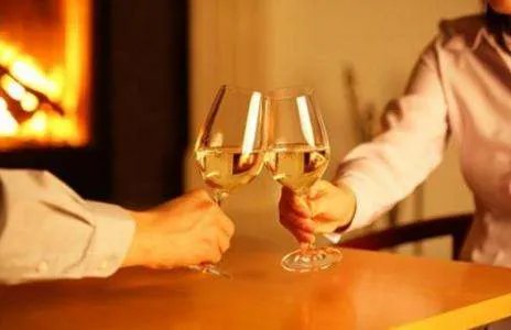 如何看待长江大学的禁酒令?