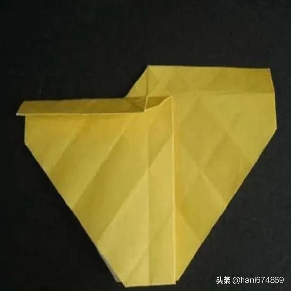 叠玫瑰花的方法？