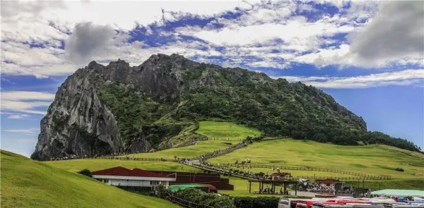 韩国曾经万人请求取消中国免签，后来结果怎么样了？