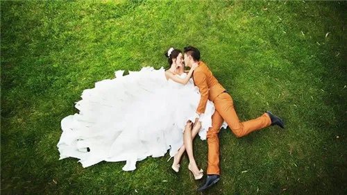 上海婚纱摄影店排名 上海拍婚纱照贵吗