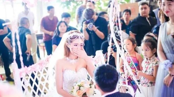 结婚唱的歌曲有哪些 结婚用什么歌曲最好听