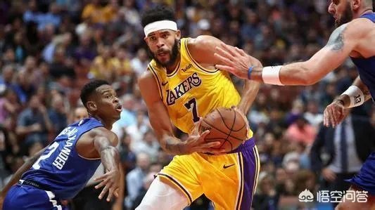 有人说麦基在湖人打的要比在勇士打的好多了，这是为什么？