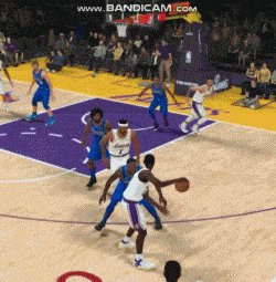 《NBA 2K19》名人堂过人技巧分享