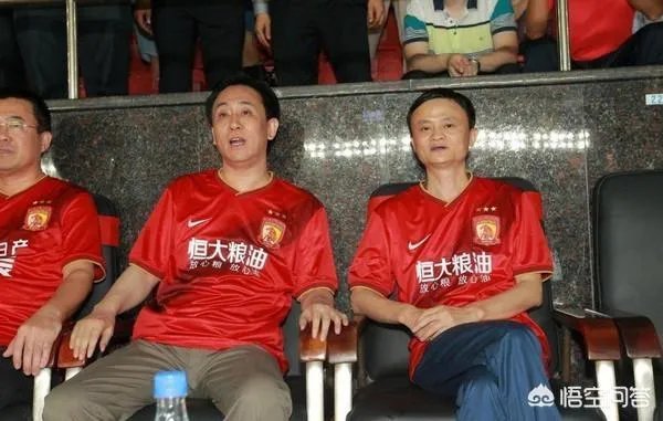 2014年，马云12亿买下恒大队50%的股权，如今他赚了多少钱？