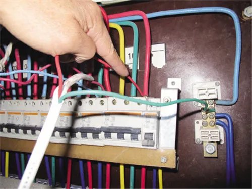 数字电表怎么偷电 偷电有什么处罚规定呢