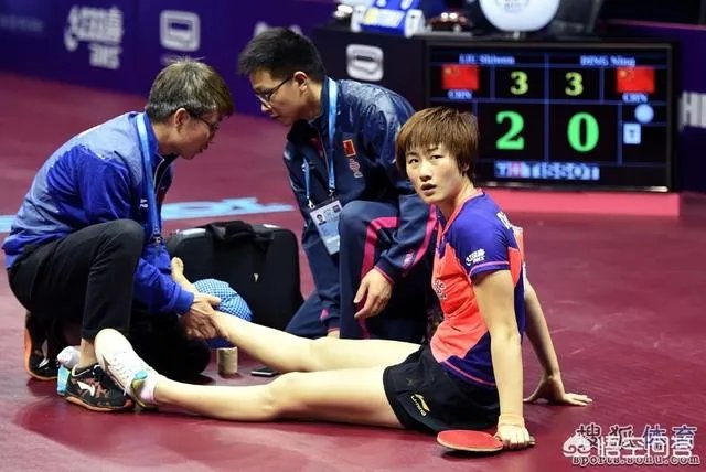 在刘诗雯和丁宁的比赛中,央视解说杨影饱受争议,球迷直呼:求央视换解说。你怎么看?