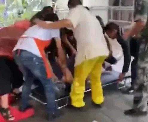 本溪虎谷峡景区玻璃栈道发生多起事故，事故起因是什么？