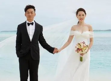 马蓉晒近照发文：别退缩。消失107天的她再次复出最近是要有什么动作？