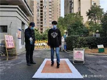 广州首次发现粪水污染致8人感染新冠,怎么回事?