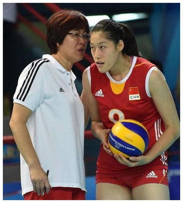 东京奥运会女排测试赛取消，中国女排是否可以先暂时结束封闭式集训？你怎么看？