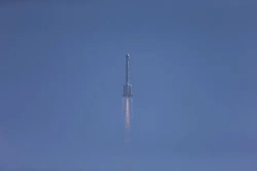 我国成功发射两颗北斗导航卫星，那能战胜GPS吗？