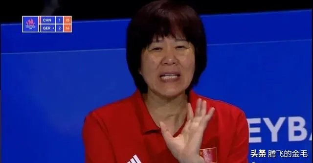 郎平急疯了，送“要哭了”罕见表情包！朱婷掩盖了女排多少问题？