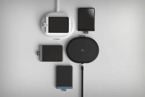 黑莓新款概念手机 竟然是一张企业胸卡