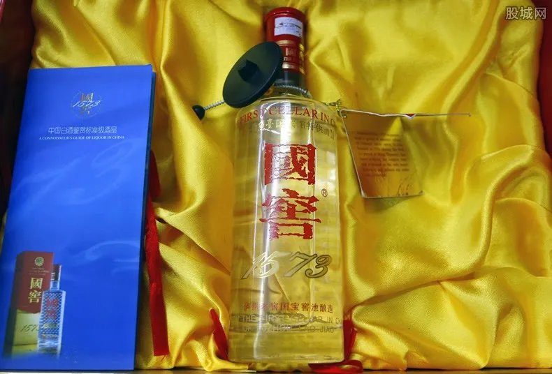 国窖1573价格表52度多少钱一瓶 最新售价一览