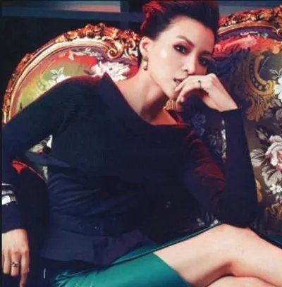 董卿走光图片曝光 误打误撞做主持