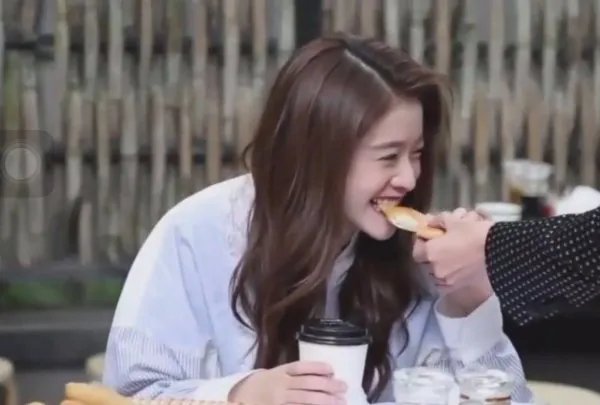 杨紫越来越红，而分手后的秦俊杰如今怎么样了？