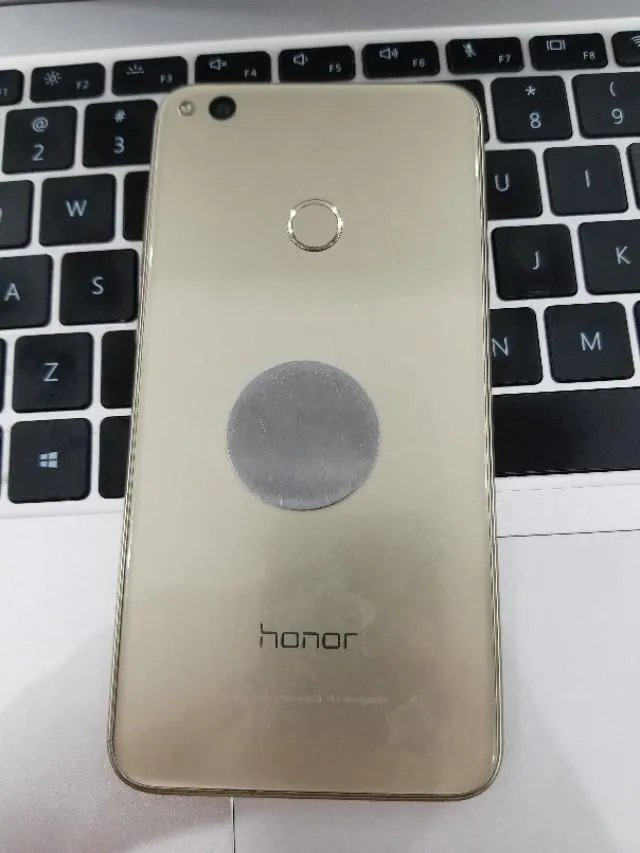 荣耀Play3现价735元，是否值得入手？有何建议？