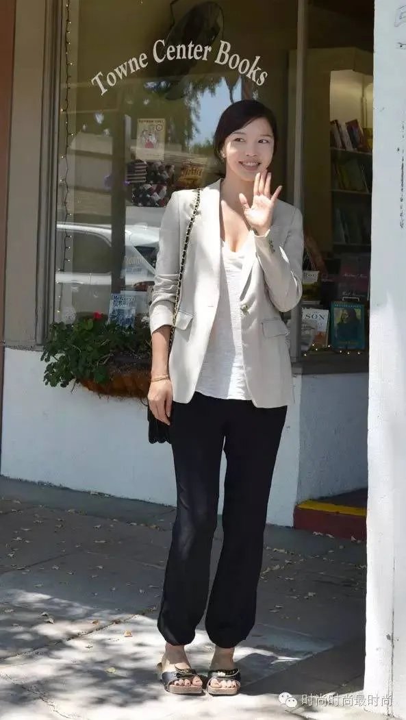 小贝女儿小七最新照片 如果我有一个女儿