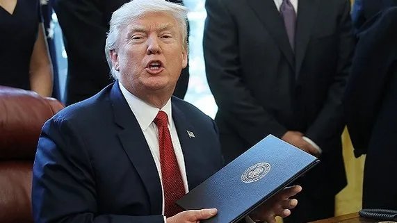 特朗普为什么追加关税？