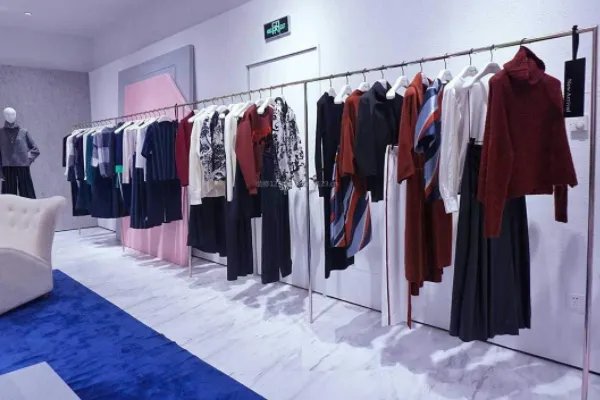 女士衣服有哪些品牌大全