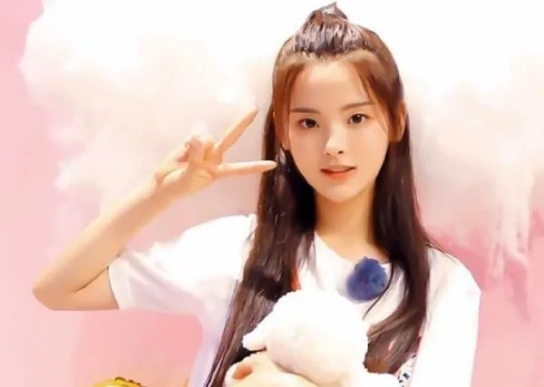 杨超越造句龙丹妮长得不行，这么爱说大实话，会不会被怼？