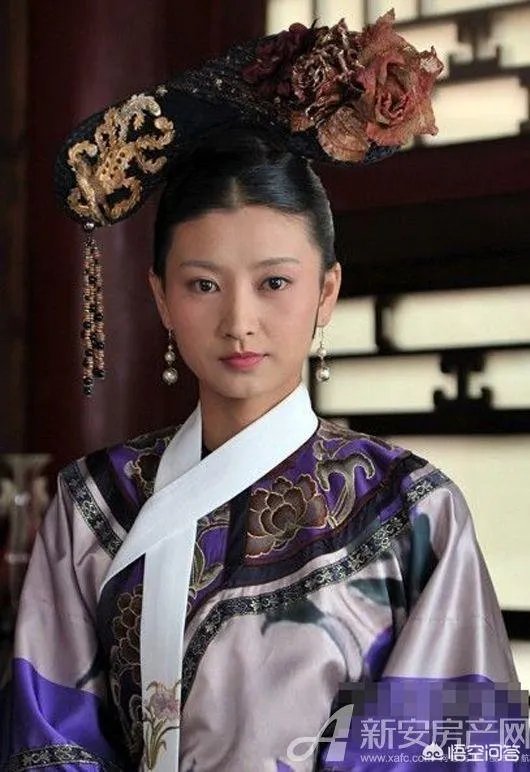 《甄嬛传》中，沈眉庄是怎么就突然爱上了温实初，还吃了甄嬛的醋？