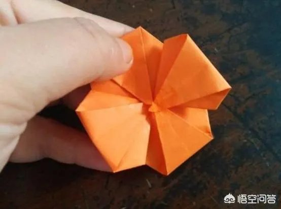 叠玫瑰花的方法？