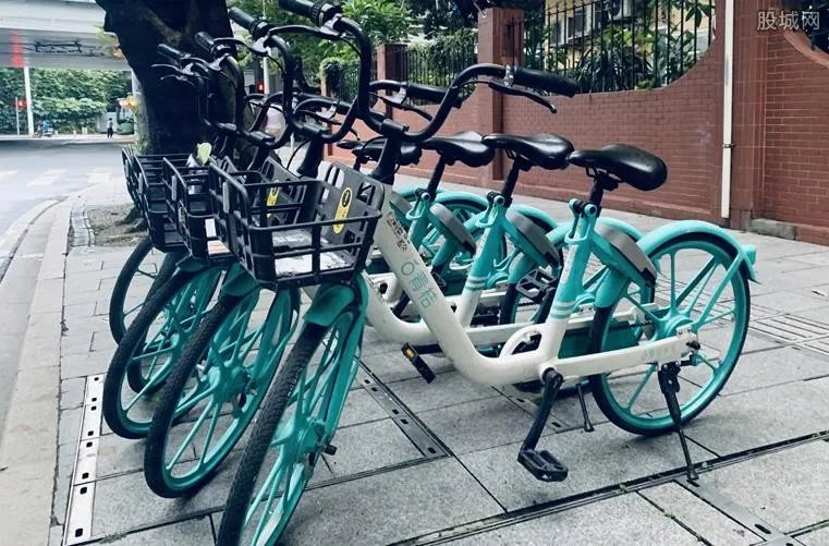 北京紧急约谈青桔单车 责令其将违规投放单车运出北京