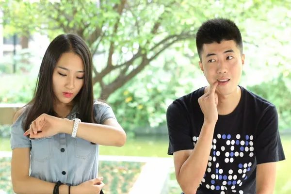 女子相亲带来4人吃掉5000元，你遇到过类似的奇葩人物吗？